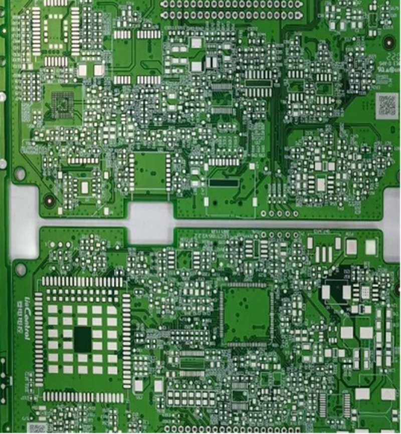 Four-layer immersion silver automotive board